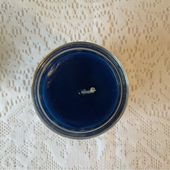 FRESH DENIM Gold Canyon Scented Candle 5 oz / 142 g NWOT Discontinued - Picture 8 of 13